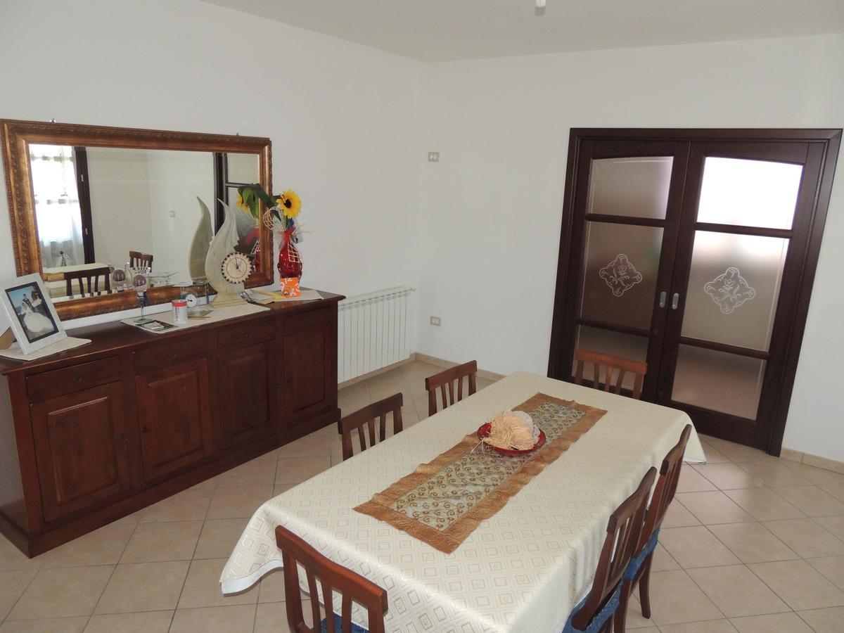 Il Nuraghe Bed & Breakfast Uras Exterior foto